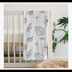 SOLD Goumi Nursery 3 Piece Set